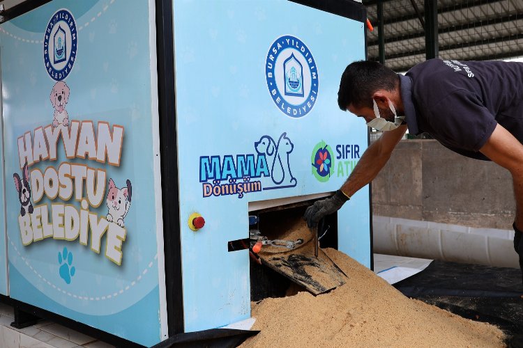 Bursa Yıldırım’da atık gıdalar mamaya dönüşüyor