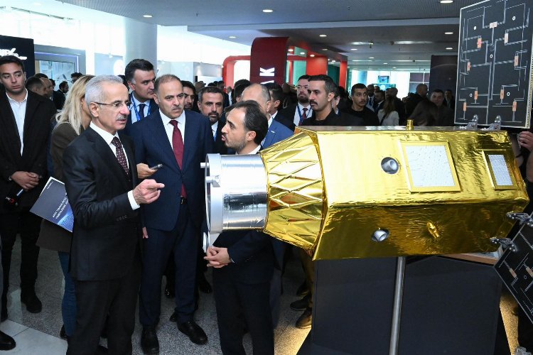 Bakan Uraloğlu: Dünyada ‘söz’ için uzayda da ‘iz’ olacağız