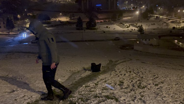 Düzce’de kar yağışı sevinçle karşılandı