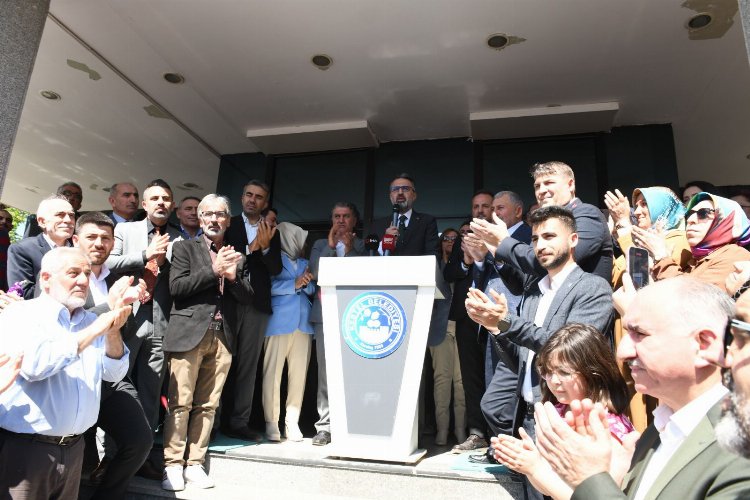 Kestel Belediye Başkanı Ferhat Erol, görevini devraldı