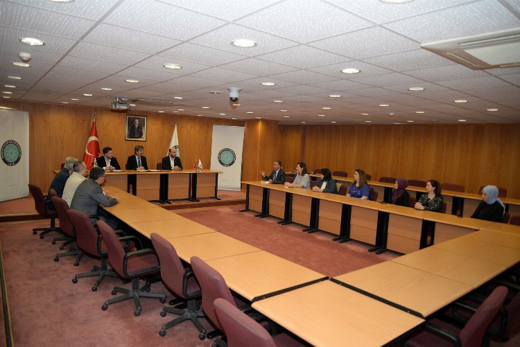 BUÜ’den dijital sektöre nitelikli personel yetiştirecek protokol