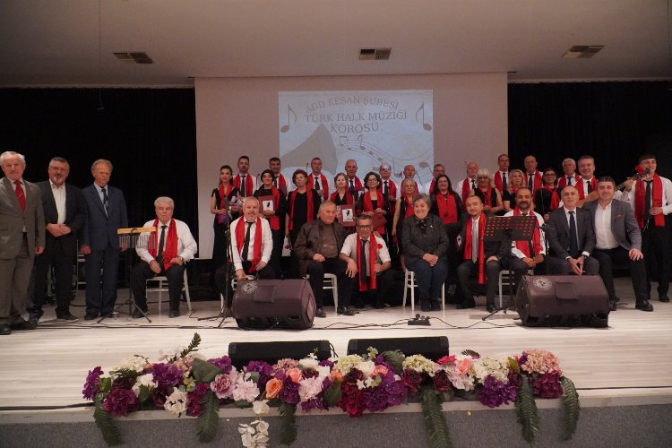 ADD Keşan Şubesi THM Korosu konseri  türküseveler ile buluştu