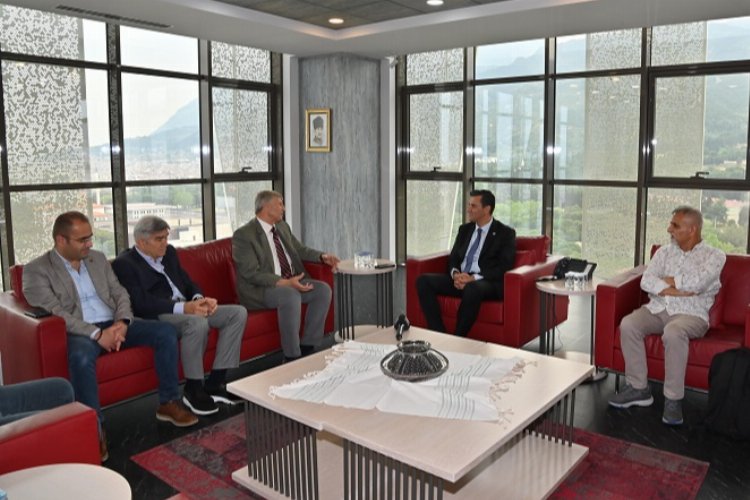 Başkan Zeyrek: ‘Hata yapan bensem, benim de yanlışlarımı yazın’