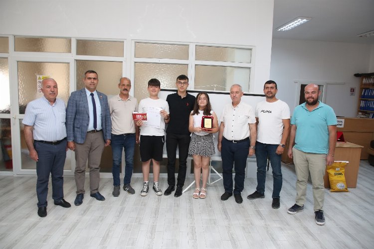 Keşan'da yılın İlk buğday ve arpası borsaya getirildi