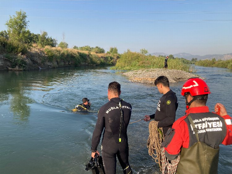 Manisa'da Su Altı Arama Kurtarma Ekibi görev başında