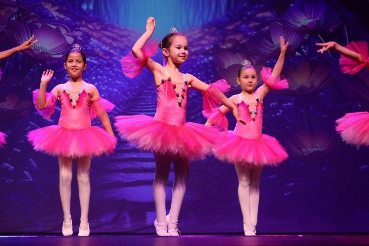 Kocaeli Büyükşehir Konservatuvarı'ndan yıl sonu etkinliği