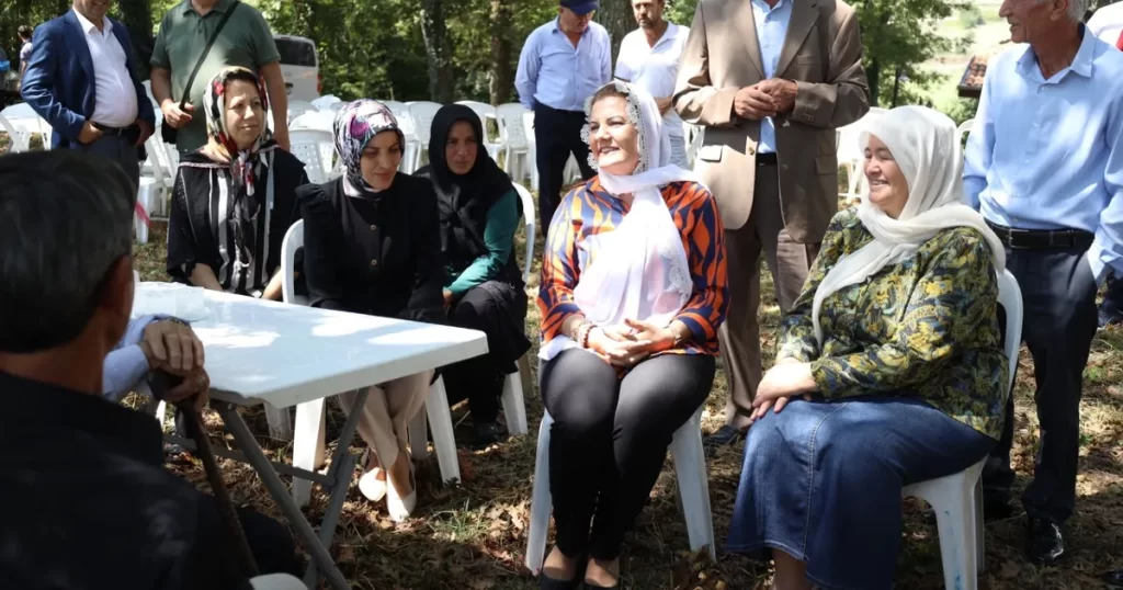 Kocaeli İzmit’te Başkan Hürriyet Bağlıca sakinleriyle buluştu