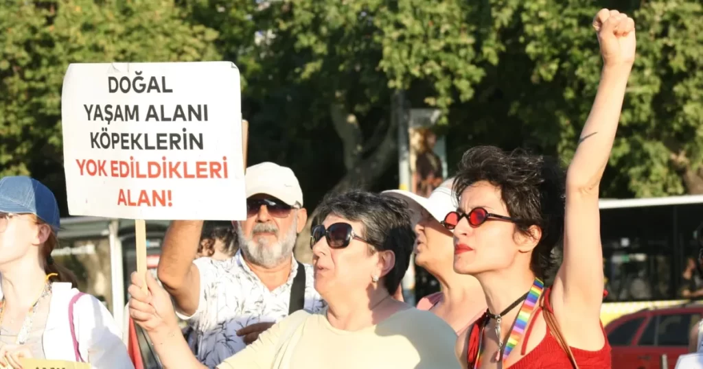 Savunucular: Yasayı sokakta biz yazacağız!