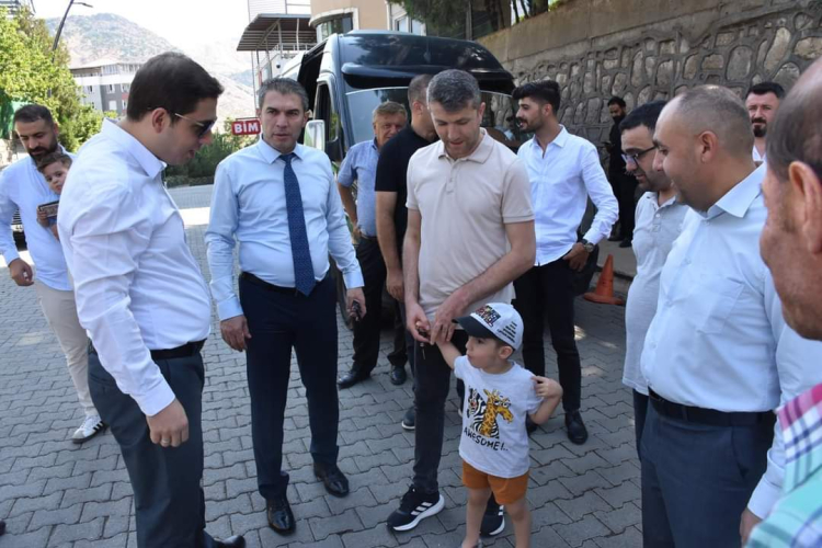 Şehit aileleri dualarla uğurlandı