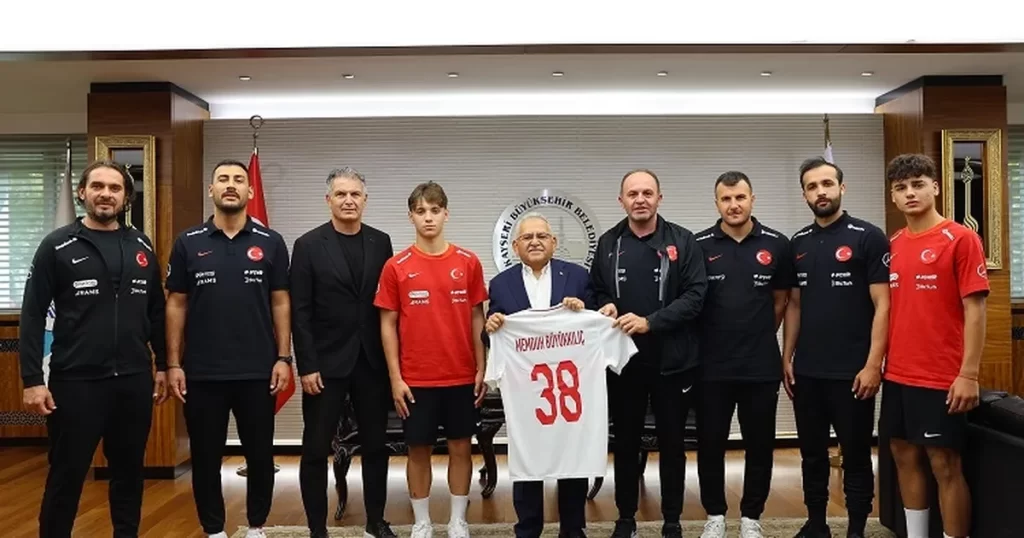 Milli takımdan Büyükkılıç’a ziyaret – İGF HABER