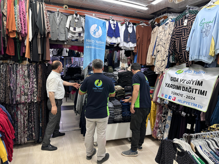 Help Yetim Türkiye'de yardım faaliyetlerini sürdürüyor