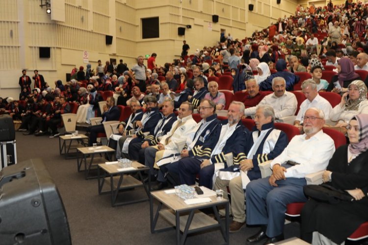 ERÜ İlahiyat’ta mezuniyet coşkusu – İGF HABER