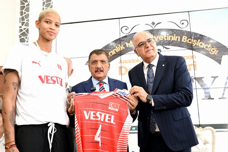 Milli Voleybolcu Vargas Malatya’da – İGF HABER