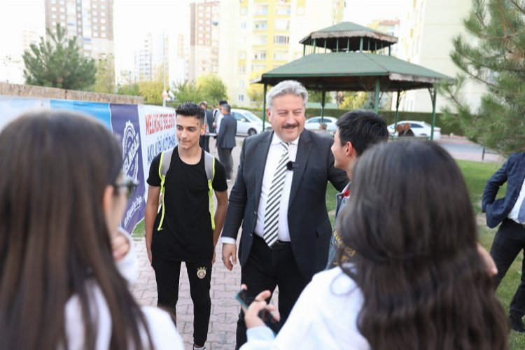 Kayseri Melikgazi’den İldem’e ikinci kütüphane