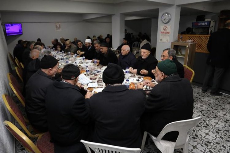 Bursa İnegöl’de ‘Bereket Sofrası’ yine kuruldu