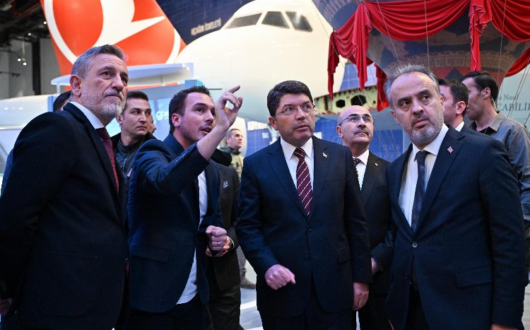 Bakan Tunç tarihi yolculuğa Bursa GUHEM'den tanıklık etti