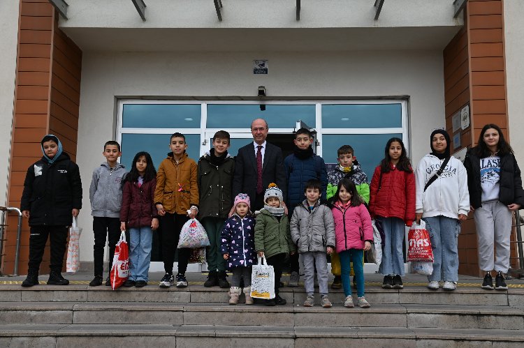 Konya Selçuklu'da çocuklara şivlilik hediyesi