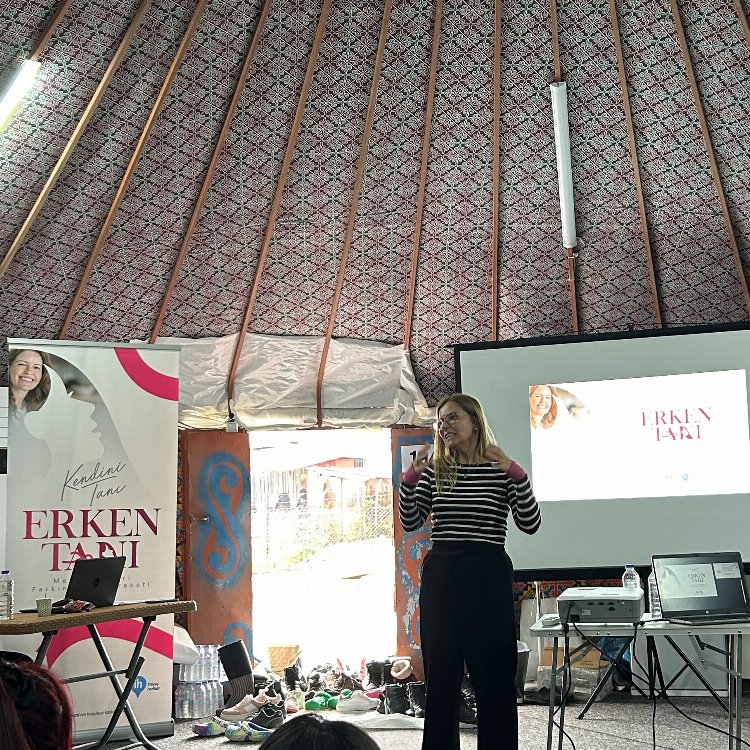 Hatay'daki kadınlarla farkındalık buluşması