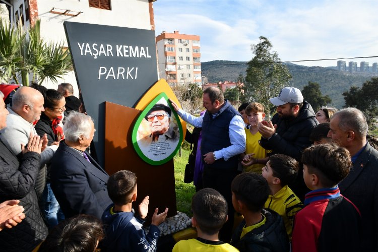 Yaşar Kemal Parkı Çiğli’de törenle açıldı