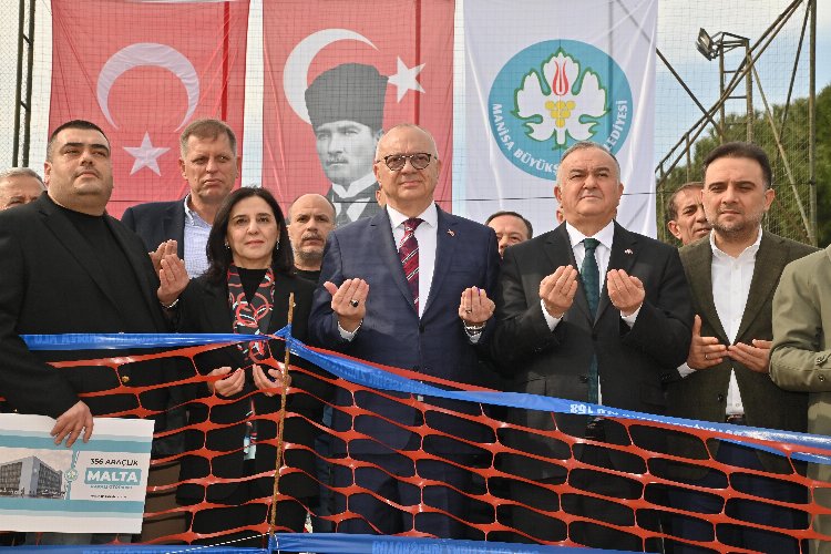 Manisa'da Malta Parkı Katlı Otoparkı’na temel