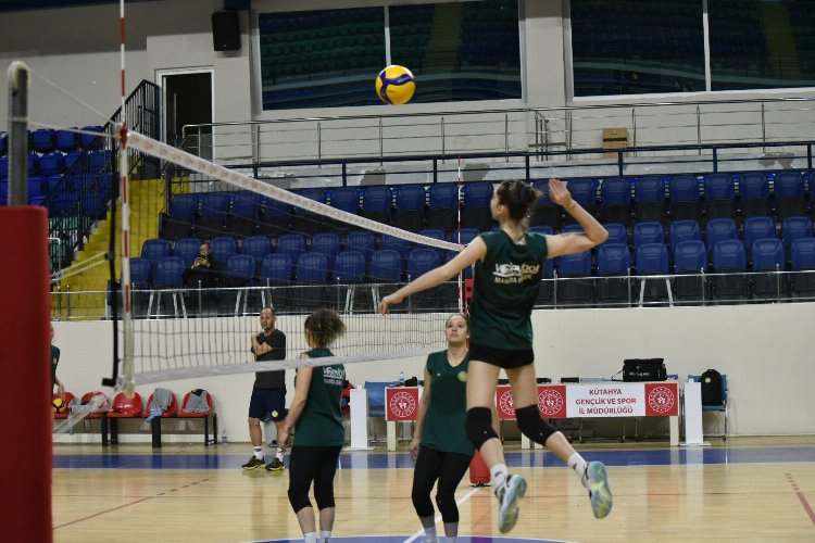 Manisa'nın sultanları çeyrek finalin ilk maçına hazır