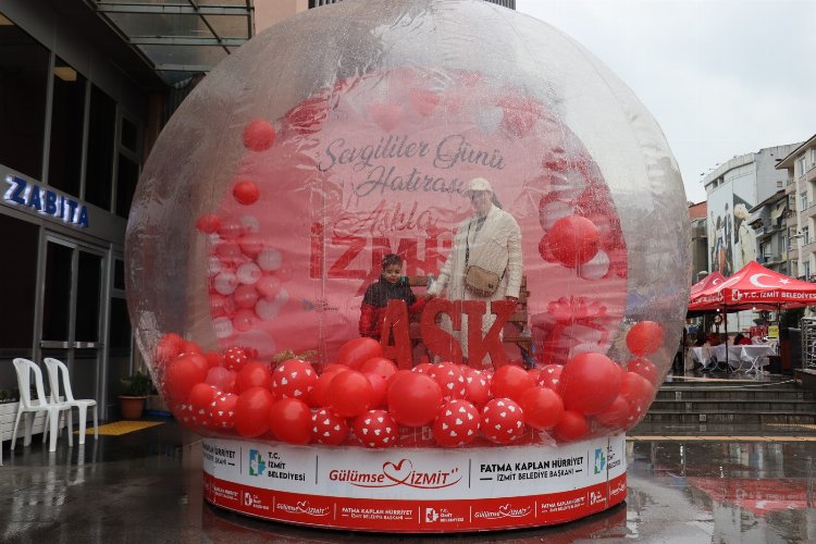 İzmitli kadınların el emekleri görücüye çıktı