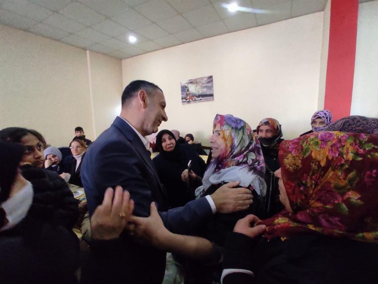 Başkan Adayı Aydın, Ağrılı annelerle buluştu