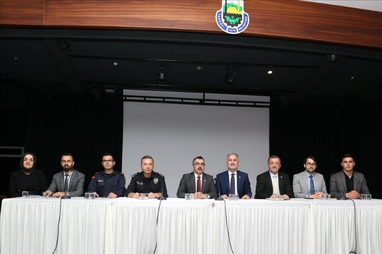 İnegöl'de muhtarlarla yeni dönemin ilk toplantısı yapıldı