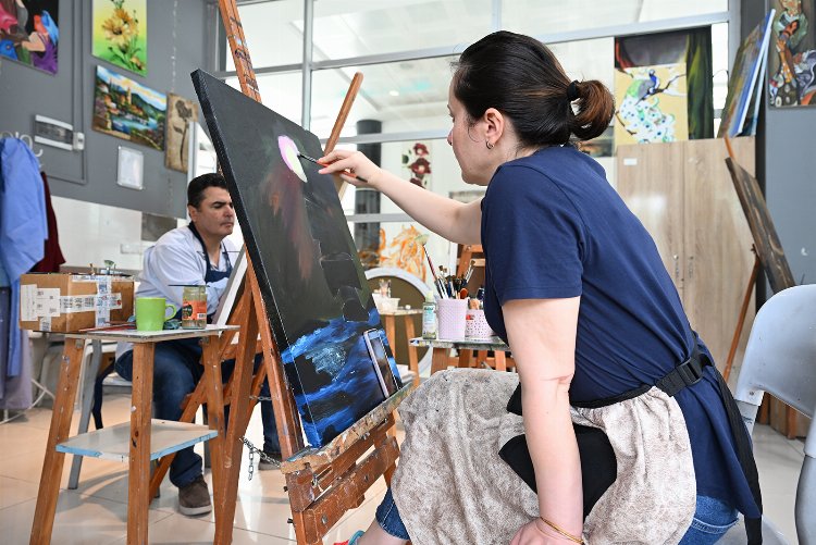 Malatya Büyükşehir'den sanat kurslarına yoğun ilgi