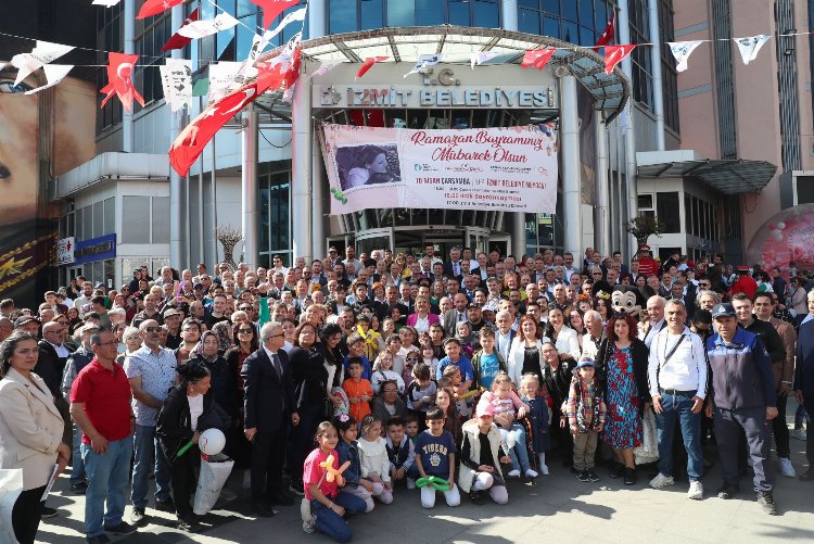 İzmit'te bayram coşkusu BELSA’da yaşandı