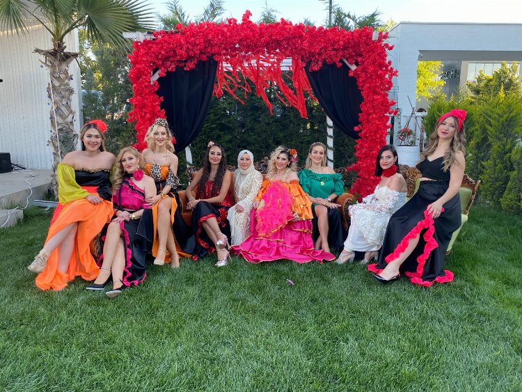 Yaza 'Merhaba' dediler