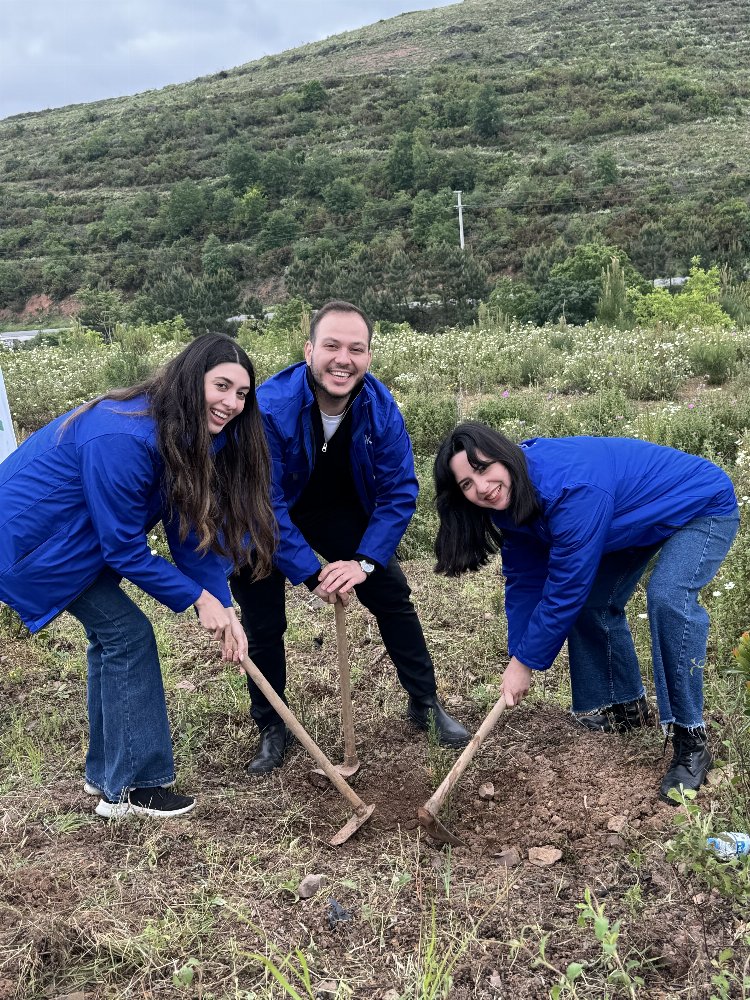 Derince'de 10 bin fidana hayat verildi