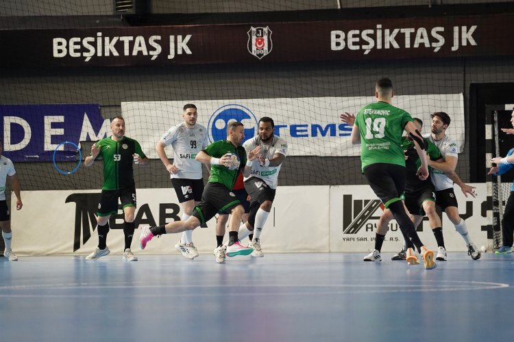 Sakarya hentbol final serisinin ilk maçında mağlup oldu