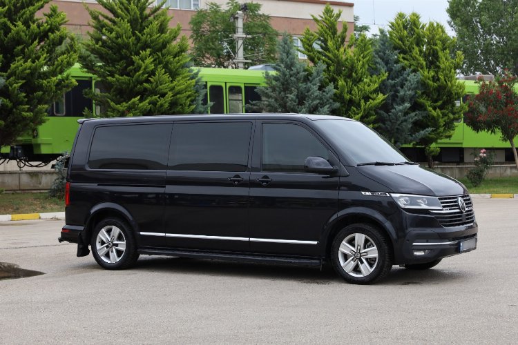 Başkan Bozbey makam araçlarını satışa çıkardı