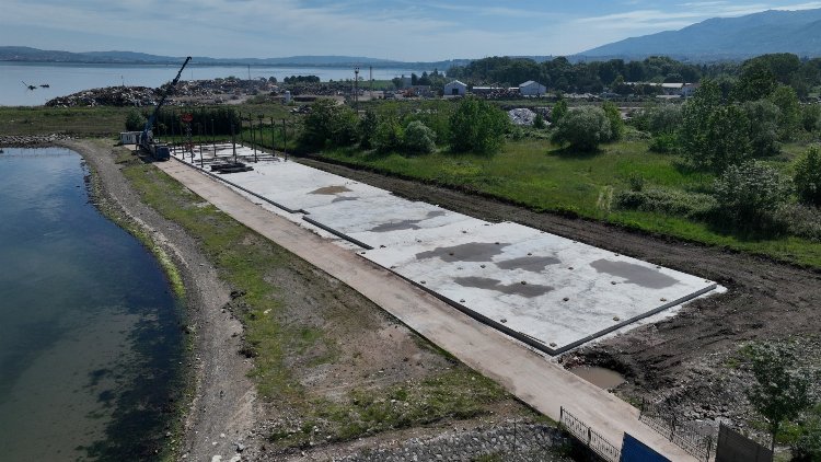 Kocaeli'de Başiskele Su Sporları Merkezine çelik kolon