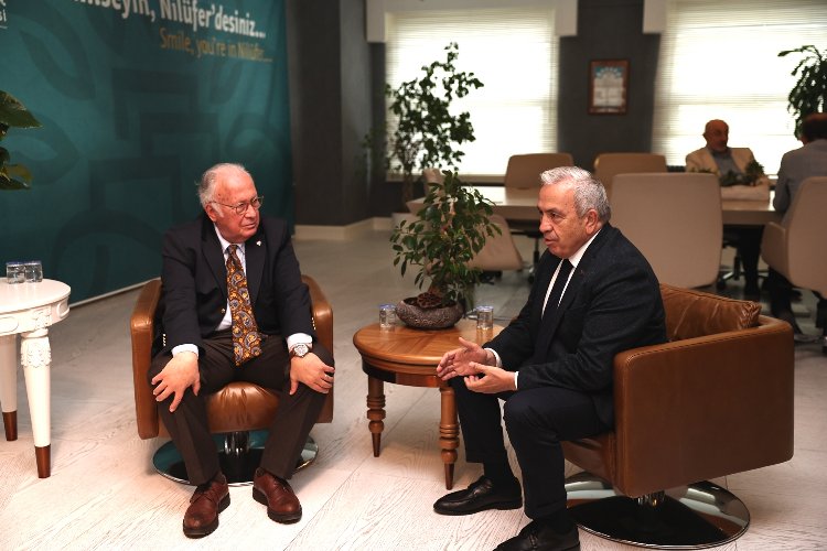 Bursaspor yönetiminden Başkan Özdemir’e ziyaret