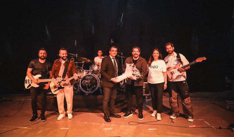 DEÜ’de bahar şenliği coşkusu