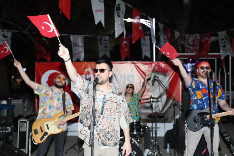 İzmit’te Pembe Kayalar coşkusu – İGF HABER