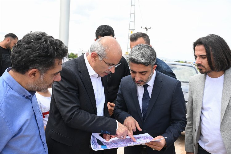 Malatya Yeşilyurt’ta yol çalışmaları devam ediyor