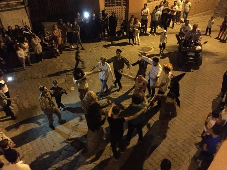 Bursa Çaybaşı kırsalında geleneksel 'Deve Oyunları' coşkusu