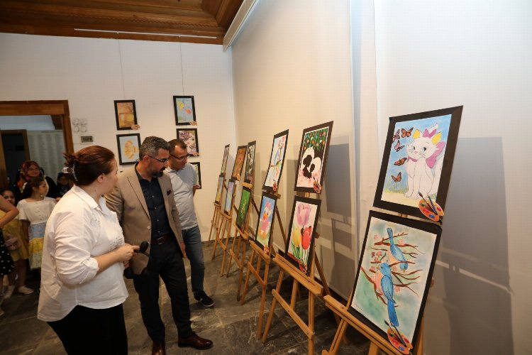 Minik sanatçılardan müzelik eserler