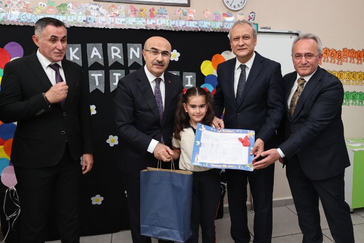 Bursa’da öğrencilerin karne coşkusu – İGF HABER