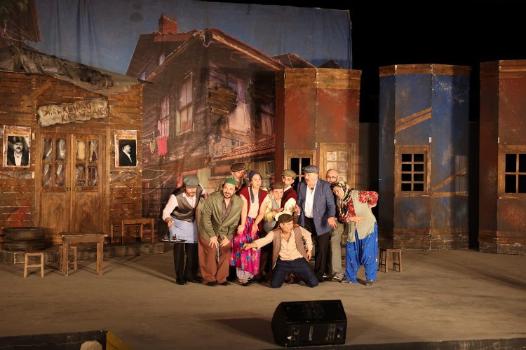 "Keşanlı Ali Destanı" Derince'de izleyicileriyle buluştu