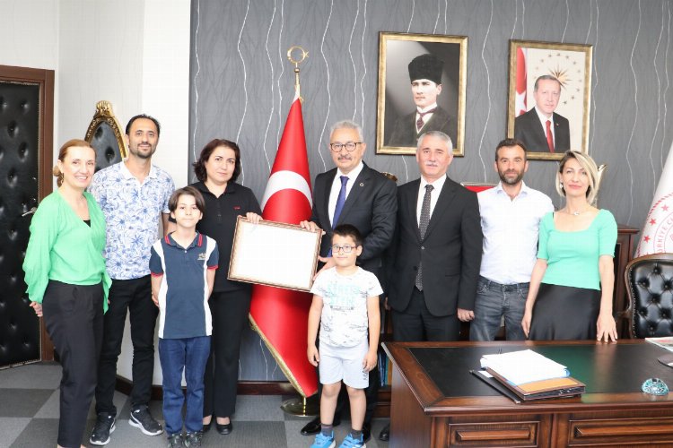 Kocaeli Körfez’e MEB’den ‘çevre’ beratı