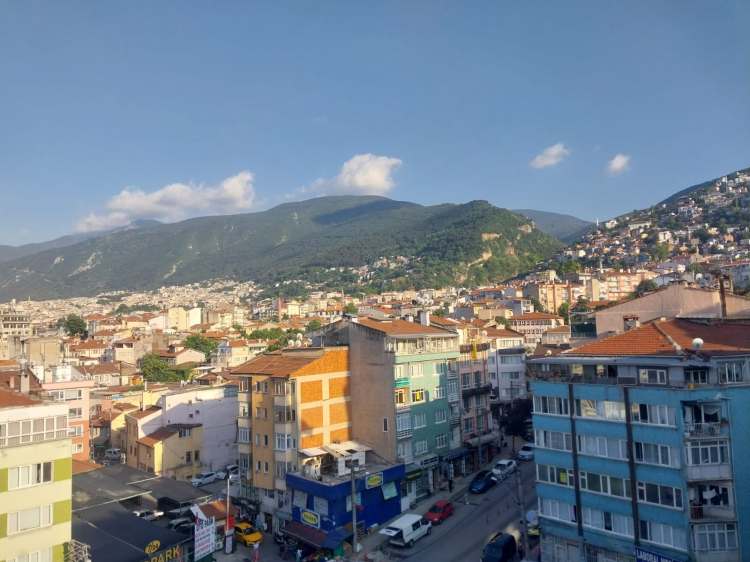 Bursa Osmangazi Belediyesinden Üftade sokağında düzenleme