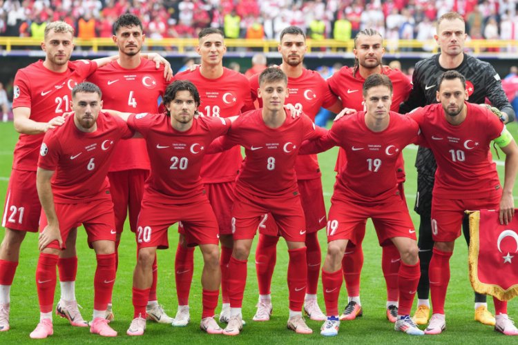 Çayırova’da milli maç heyecanı dev ekranda yaşanacak