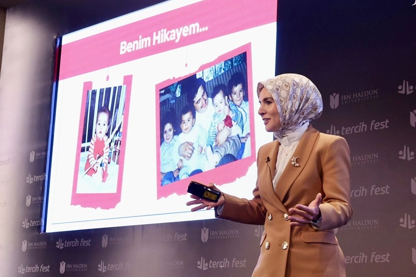 İHÜ TercihFest'te konuştu… Tehditler olmasaydı bugünkü Mahinur olmazdım