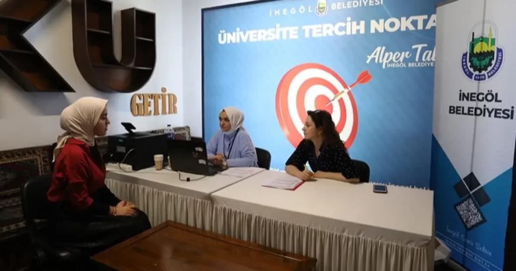 İnegöl’de öğrencilere ücretsiz üniversite tercih danışmanlığı verilecek