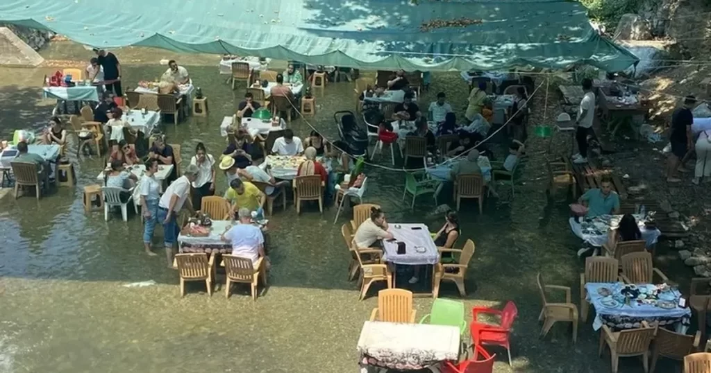 Misi Köy eski düzene geri döndü