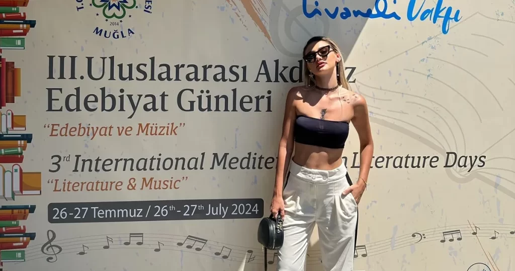 Nevide Çiçek Uluslararası Akdeniz Edebiyat Günleri’nde